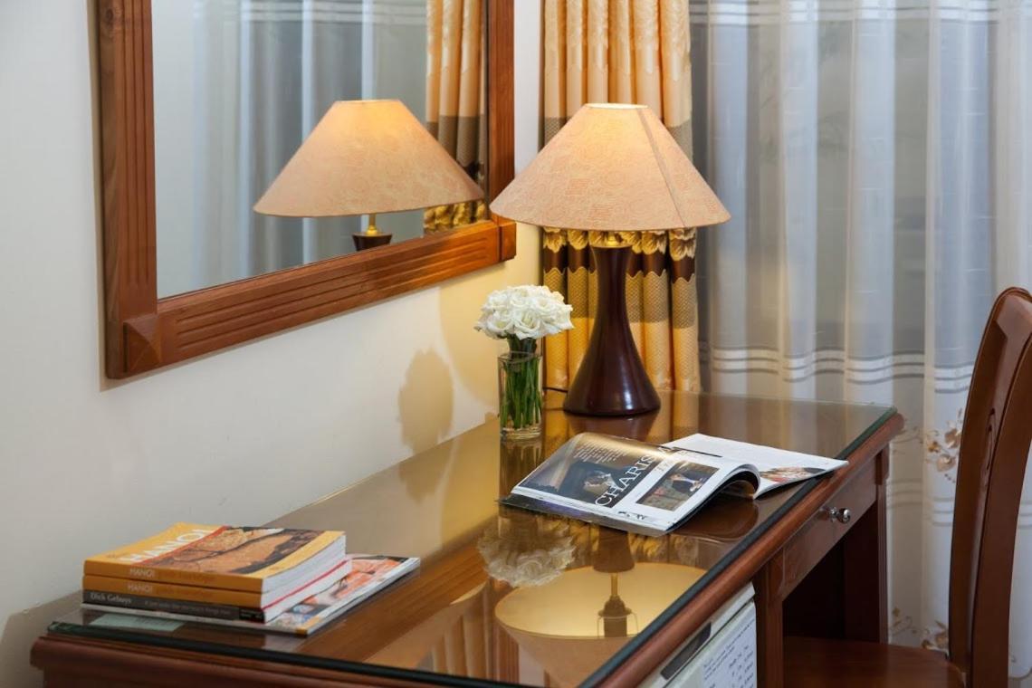 Lucky Central Hotel & Travel Hanoi Eksteriør bilde